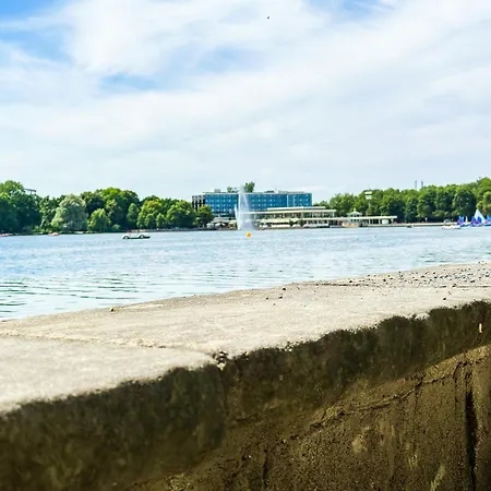 Apartment Fuer 4 Gaeste Mit Kostenlosen Parkplaetzen Und Lift Hannover Eksteriør billede